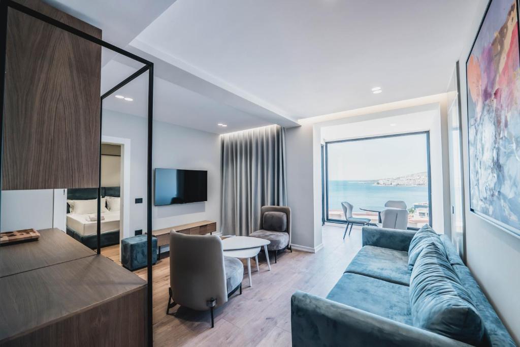 Superior Suite with Sea View